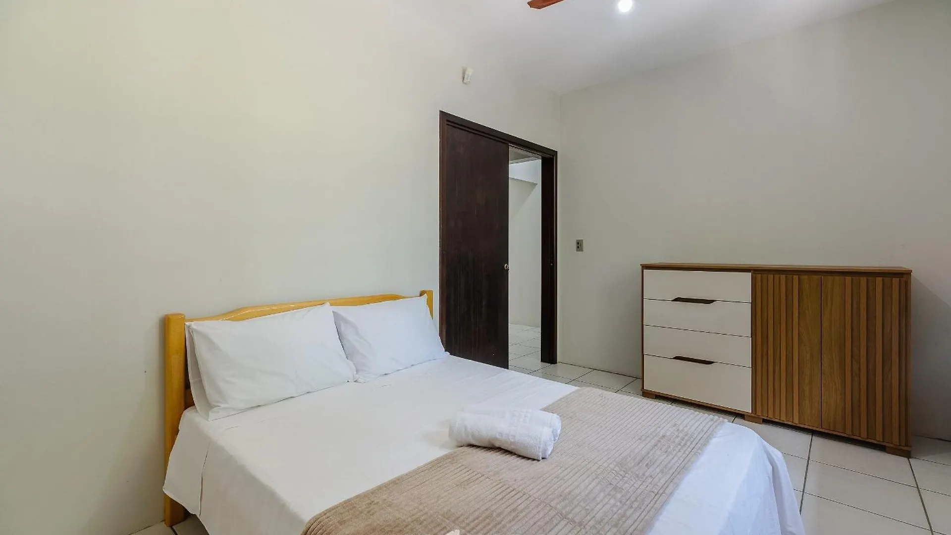 Ferienhaus Casa 3Q C/ Churrasqueira 140M Da Praia Rae0126 Bombinhas Brasilien